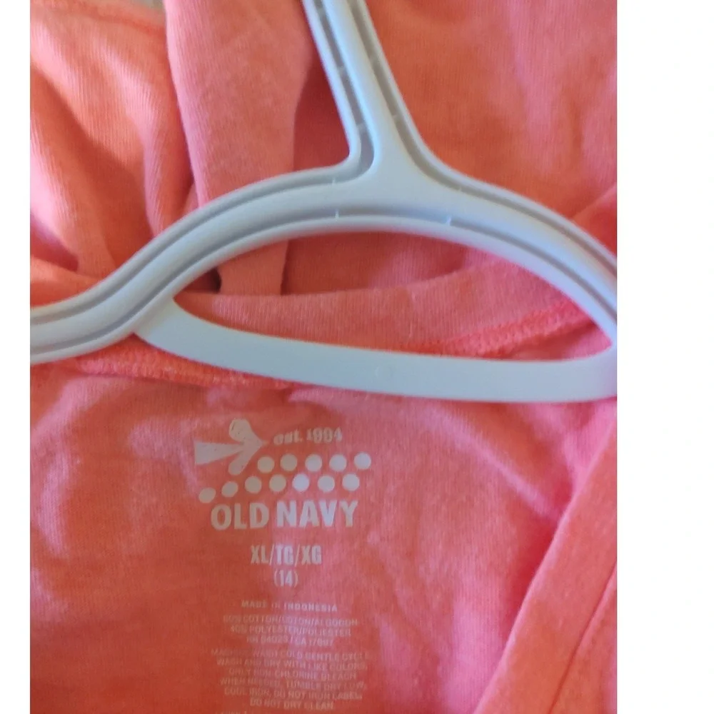 Old Navy Girls Coral Pink V-Neck Short Sleeve Pocket T-Shirt Size XL 14